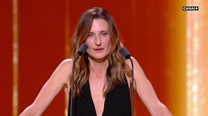 Pour info :✅ Le meilleur film français au box office en 2024 c'est « Un p'tit truc en plus » avec près de 11 millions d'entrées.En revanche, « l'Histoire de Souleymane » n'a vendu que 550.000 places en 2024 et seulement 90.000 de plus après avoir reçu 4 Césars (!) en février 2025... ✅ Le premier a bénéficié de 0€ du CNC et s'est financé grâce à des fonds privés et un partenariat avec la région Auvergne-Rhône-Alpes.Le second, on sait déjà : 2,7 millions € de subventions prélevées sur vos loisirs