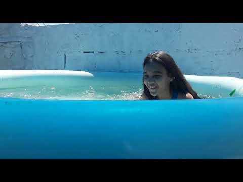 Desafio na Piscina 🌊 *Meninas Moreira Tv 1