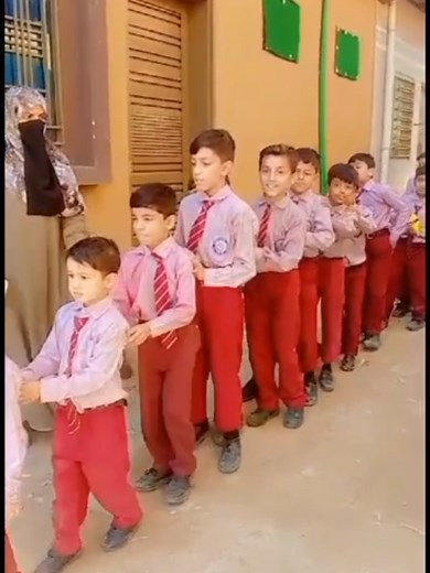 One hour of sunshine, laughter, and pure childhood joy 🌤️💫 #dawnmodelschool #school #schoollife #schoolmemories #schooldays @Miنu_ @RiasatAbbasi8529