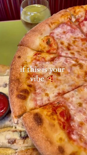 Pizza lovers unite. 🤝 #tampafoodie | Flippers Pizzeria