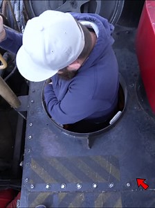 The Dangers of a Log Runner 👀 | DownieLive