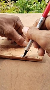 Woodworking skillsHow to make a 45-degree right-angle line pattern with rope #woodworking #tips | Arif Doank