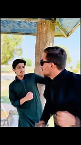 قالب تعليمي لصور ذكاء اصطناعي مجاني 💖 قالب واحد مجاني تستخدمه تعمل منه صور شخصية، اضغط على زر هايبيك في الأسفل اليسار عشان تعمل الصورة. ازاي تعمل صورة شخصية لنفسك بصورة واحدة بس؟ تعليم عمل صور شخصية بالذكاء الاصطناعي 💕 ازاي تستخدم أدوات الذكاء الاصطناعي عشان تعمل صور شخصية. استخدم القالب أو الأمر الذكاء الاصطناعي (ChatGPT/Gemini/Hypic)! تعليم تعديل الصور باستخدام ChatGPT. جهز أمر صورة للChatGPT. تعليم عمل صور شائعة باستخدام ChatGPT. أمر تعليم عمل صور شائعة باستخدام Gemini AI. تعليم تعديل الصور