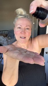 To the haters. You’re festering that messy stuff inside you! Start seeing the world differently. You'll see yourself differently too. #kindnesscostsnothing #bekind #benice #celebrateyourself #comparisonisthethiefofjoy #comparison | Mature Wellness Made Simple