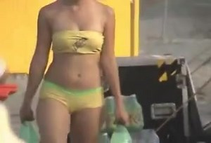 Candid Camel toe in yellow bathing suit