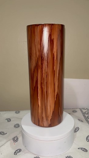#woodgrain #Wood #tumblermaker #epoxytumbler #customtumbler #custom #tumbler #idontowncopyrightstothismusic | Nicole Herron