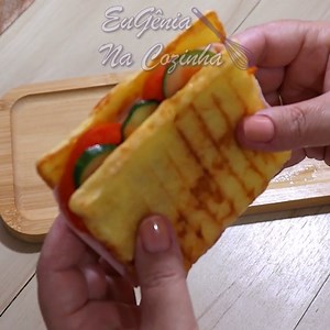 Lanche de tapioca com salada #Lanche #tapioca #salada | Eugênia na Cozinha