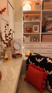 4.5K views · 202 reactions | Whats your Favorite Fall / Halloween Movies? #halloweenbedroom #halloweendecorating #spookyszn #cozy #halloweentown #dreamroom #bed #autumn #fall #halloween #viral #trending #puppy #halloweenaudios #bermonths | Hocus Pocus Halloween | Facebook