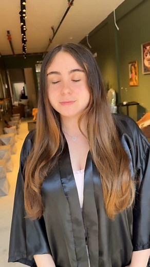 Low-maintenance, high-impact—this subtle summer brunette hits different🥥🌴💋#beforeandafterhair | Blondies Chair