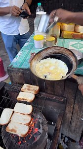 217K views · 5.9K reactions | Kolkata Street Bread Omelette | Dil Se Foodie | Facebook