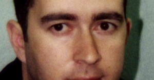 He Poses as a British Spy to Ensnare Women—and Is Still at Large