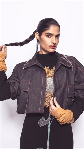 Model @nisha.yadav.official dazzles the runway with an unforgettable presence at Lakmē Fashion Week in partnership with FDCI. @lakmeindia @fdciofficial @nexaexperience @reliancebrandsltd @r1seworldwide #UltimateFaceDefinition #LakmēFashionWeekxFDCI #LFWxFDCI #LakmēFashionWeek | Lakme Fashion Week