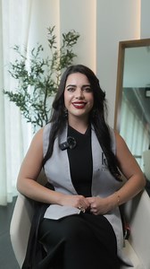 Kiara es originaria de Capilla de Guadalupe y recientemente completó el curso intensivo de 8 semanas en Pepe Gutiérrez Academy. Describe su experiencia como muy gratificante, no solo por los conocimientos adquiridos, sino por la oportunidad de descubrir y perfeccionar su talento. Para Kiara, el mayor logro ha sido aprender a resaltar la belleza única de cada mujer a la que maquilla, llevándose consigo herramientas que transformarán su carrera. ✨ En Pepe Gutiérrez Academy, cada transformación com