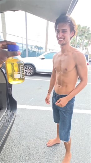 How does Plastoline smell? Natural Deodorant and Sunscreen test in Jacksonville FL #jabaroma | Naturejab