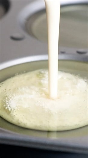 How to make a really simple Batter. Perfect for savoury pancakes, Yorkshire puddings and more. #recipe #cooking #food #baking #yorkshirepudding #pancakes #pancakeday | Warren Nash