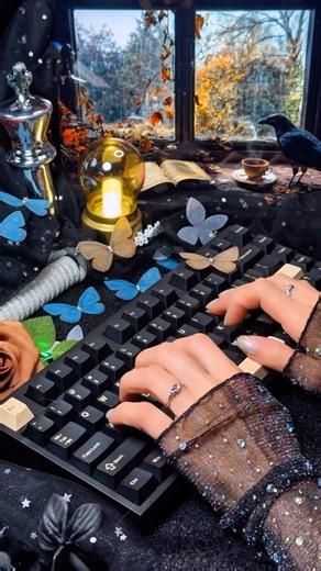 Bunni on Instagram: "@mechlands.official Shortcut Studio Bridge75 🌉 Wow. wow. wow. This little keebie is one I’ve wanted to try for some time and it did not disappoint! Insanely smooth typing, amazingly creamy sound. I got the standard version without RGB, but the Plus version has it, it also has an additional layer of PET foam and comes with an FR4 plate Here are some other specs to love on: . 🖤 premium alu case - magnetic assembly 🖤 gasket mounted 🖤 trimode conn