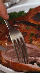 🍗🌿 This Easy Slow Cooker Turkey Legs (With Homemade Sauce) recipe makes incredibly tender and flavorful turkey legs with minimal effort. My family loves this! Full Recipe 👇👇👇 #SlowCookerTurkey #TurkeyLegs #EasyDinner #ComfortFood #HomemadeSauce | Dizzy Busy and Hungry