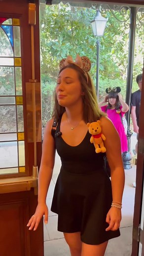 Disneyland Funny Moments Compilation — Character Reactions