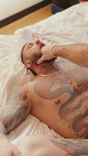 RT @XApollon31: Be honest… does this turn you on? Would you let me take control?https://t.co/LdnPGYRMv5