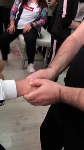 353_LOUD WRIST CRACKING #osteopathy #chiropractic #adjustment #osteopatia #wrist #asmrsounds #perte #viral | DrGiovanni Bonfanti