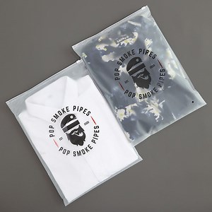 [Hot Item] Reusable Clothes Zip Lock Self Sealing Bag Clothing Packaging Packing Bags Printed Logo with Slider
