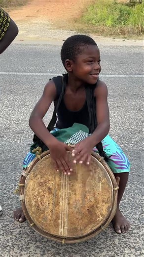 Feel the rhythm of the Garifuna drums as the vibrant youth of Hopkins, Belize bring the spirit of our culture to life! From the shores of our village to the heartbeats of tradition, the sound of the drum tells our story. #GarifunaPride #HopkinsBelize #YouthInCulture #FeelTheRhythm | Hopkins UnCut