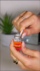 Poppin’ in those colored contacts like a pro! Here’s a quick guide to show you a safe way on how to remove your favorite contact lenses in seconds! ✨ Shop now on eyecandys.com 💕 #ColorContactCare #LensLife #EyeCandys | Eyecandys.com - Circle Lenses & Colored Contacts