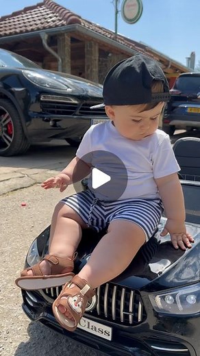 Elis Ergül on Instagram: "Habibi🤍"