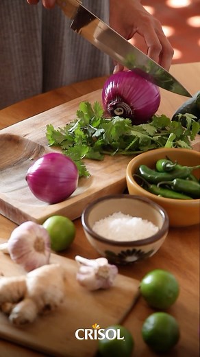 Con el aceite Crisol criollo, todos los platos quedan con un saborcito único 😍. ¿Ya lo probaste? #CrisolRD #MadeInRD | Crisol