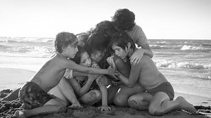 Oscars 2019: 'Roma,' Alfonso Cuaron's 'masterpiece,' earns Mexico its first Foreign Language Film win