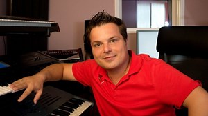 Deja celebrul "Domnul Problema" este pe cale sa se transforme in..."taticul problema"!