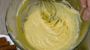 Process Kneading Dough Mixer Transparent Bowl: стоковое видео (без лицензионных платежей), 1105554925 | Shutterstock