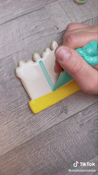 Celebrating @Madison 🥳 #couturecookies #decoratedcookies #cookielife #cookiedecorating