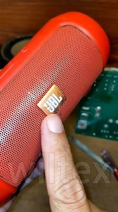 197K views · 2K reactions | JBL Bluetooth speaker teardown 藍藍✌️✌️ #reel #wiltex #speaker #JBL #bass #audio #altaviz #bocinas #loa #electronics | Wiltex | Facebook