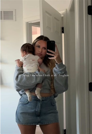 I pray that I can give her the childhood she deserves 🥺🩷 #daughters #motherhood #babygirloutfit #girlmom