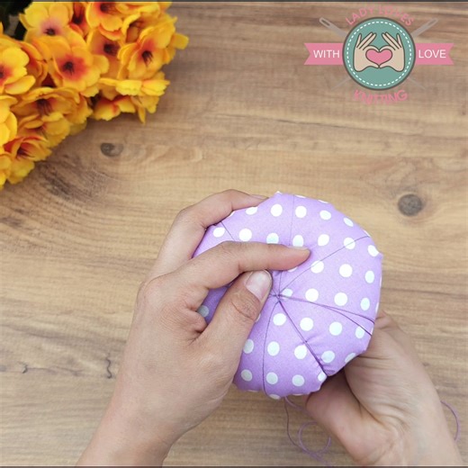 The needle holder is very easy to make. | Lady Loves Knitting