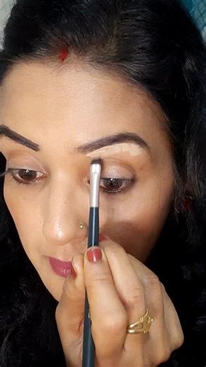 72K views · 1K reactions | Avoid 3 Big mistake while filling eyebrows. Beginners eyebrow filling tutorial step by step . . . . #makeuphack #eyebrow #eyebrowdifiner #eyebrowfilling #neetu #mskeupartist #makeuptutorial #makeup class #viral #beautytips #beautyhack #eyemakeup #eyelook | Neetu sati | Facebook