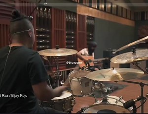 Awaz - Albatross | Arun