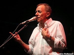 √ Roberto Vecchioni, la storia di "Samarcanda"