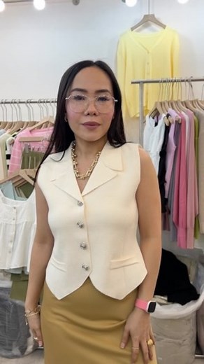 3.1K views · 12 reactions | New new!! Knitted vest bust up to 40in 599 MINE WE24CREAM MINE WE24BLACK MINE WE24NAVY MINE WE24TAN MINE WE24CHOCO 50% dp, eta end of JULY | The Dollhouse | Facebook