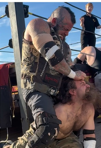 PEACE, LOVE & DEATHMATCH got a little nuts against #SHLAK and #EricRyan in this insane match…wait is that a nail?!!!!! Watch the replay on YOUTUBE! 🩸🩸🩸🩸 #czw #deathmatchwrestling #battleshipnewjersey