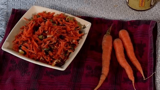Carolina Kitchen: Sweet and Crunchy Carrot Salad