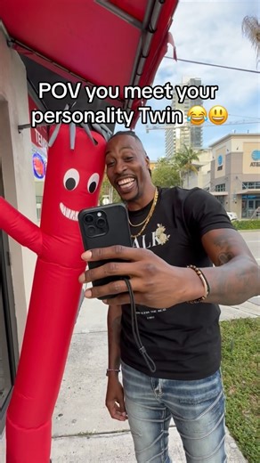 102K views · 2.6K reactions |  Same Height , Same haircut, Everything #smile | Dwight Howard | Facebook