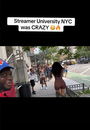 I went to Streamer University NYC… and it was CRAZY 😳🔥 YouTube : Thevillagebeast