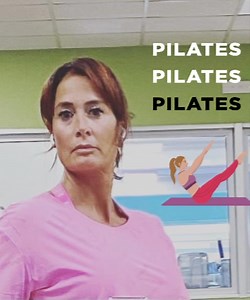 Diamo il benvenuto nel nostro Team di Alice Yoga Roma ad Emanuela Nasti con il Pilates Matwork. Da noi, solo il meglio💪☀ 👉Vi aspetta da mercoledi 1 Settembre h 17.00 e il venerdi h 17.30, sia in sede che contemporaneamente online su Google Meet Solo su prenotazione inviando wtsp al 347 8320131 Emanuela Nasti, ex atleta nazionale di atletica leggera nelle specialità di salto in lungo e salto triplo (anni ‘90), si laurea in Farmacia nel 1995. La passione per lo sport la porta a formarsi negli an