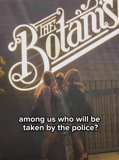 We go down together #wegodowntogether #whowillbetakenbythepolice #girliesonly