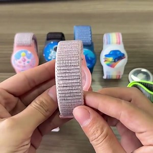 Kids Wristband for Airtag, Adjustable GPS Tracker Bracelet Holder Case, Waterproof Full Coverage Anti Lost Watchband for Toddler Child Elder