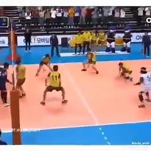 13 reactions | Când ai magnet la minge devii salvatorul echipei! | Mesager24.ro | Facebook