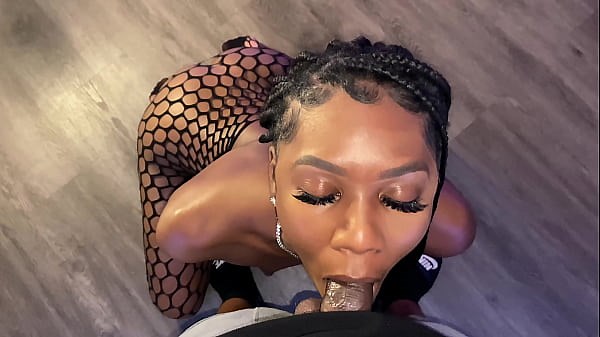 Slim Ebony Cum facial