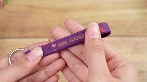 Cunno 181 Pcs Women's History Month Party Favors Bulk with Silicone Bracelet Pens Keychains Mini Notebooks Buttons Stickers Gift Accessories for Rights Female Awareness Inspirational Decor Supplies